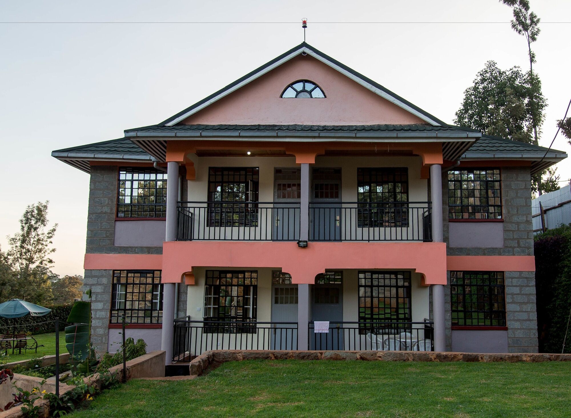 Kuniville Guest House Nyeri Buitenkant foto